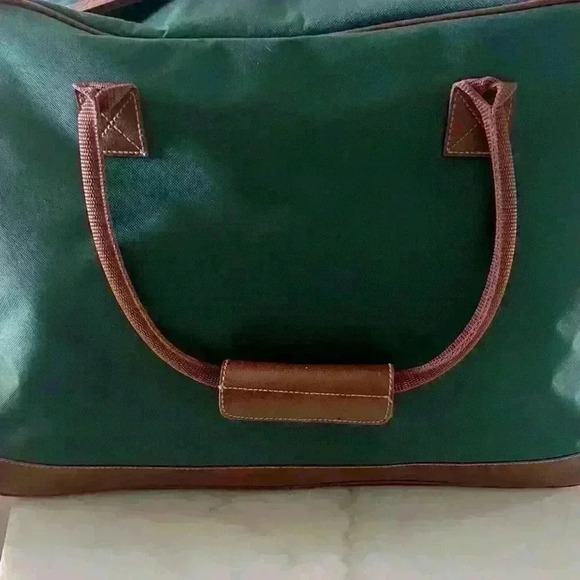 Vintage Ralph Lauren Fragrances carry on bag green with brown trim. Never used. - Picture 3 of 12